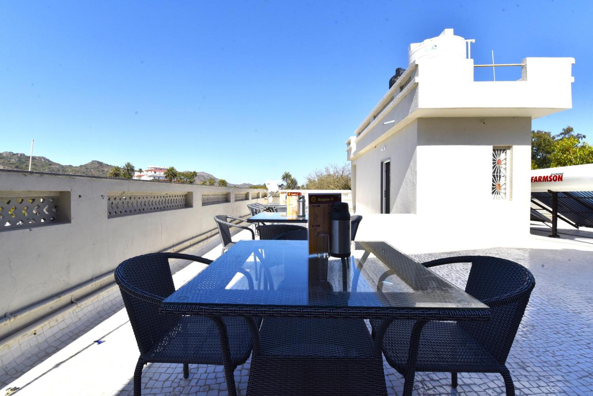 Bunglow 14, Rooms With Balcony 卜山 外观 照片