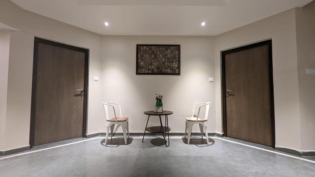 Bunglow 14, Rooms With Balcony 卜山 外观 照片